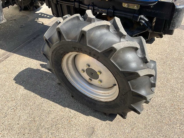 Solis 26 compacttractor 4wd - afbeelding 3 van  24