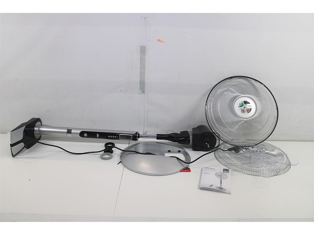 Solis type 750 staande ventilator met afstandsbediening en lcd-scherm zilver - afbeelding 5 van  5