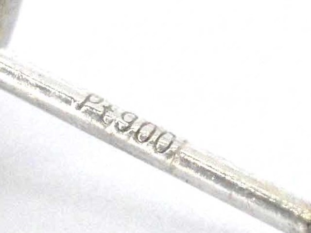 Solitair diamanten oorbellen met goud en platina - afbeelding 4 van  7