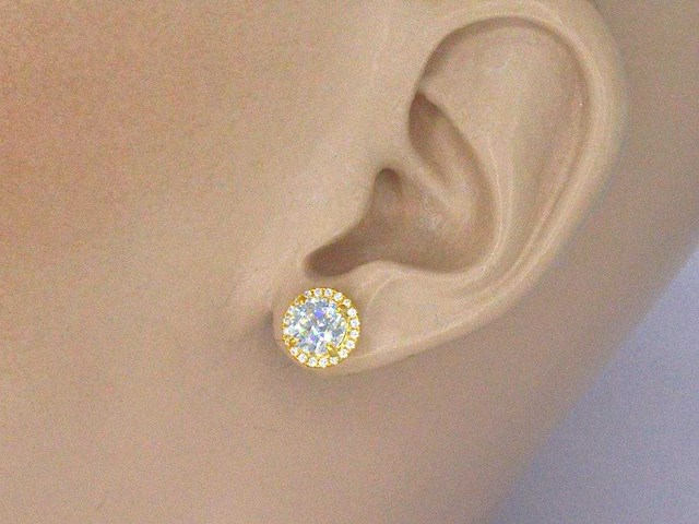 Solitair oorbellen entourage briljanten hoge kwaliteit - afbeelding 2 van  8