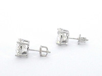 Solitair oorbellen met twee zeer grote briljanten - afbeelding 4 van  7