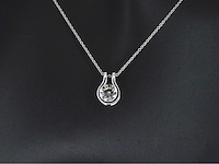 Solitaire hanger met een natuurlijke briljant geslepen diamant - afbeelding 1 van  8
