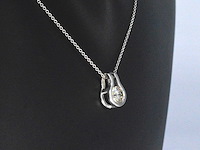 Solitaire hanger met een natuurlijke briljant geslepen diamant - afbeelding 4 van  8
