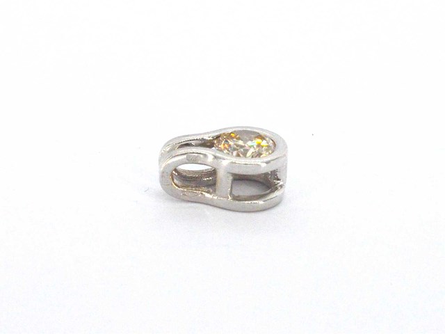 Solitaire hanger met een natuurlijke briljant geslepen diamant - afbeelding 7 van  8
