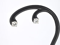 Solitaire oorbellen met natuurlijke diamanten 2.33 carat - afbeelding 4 van  11
