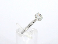 Solitaire ring met een natuurlijke briljant geslepen diamant van 1.20 carat en hidden halo - afbeelding 11 van  12
