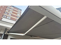 Somfy elektrisch aluminium knikarm zonnescherm - afbeelding 7 van  15