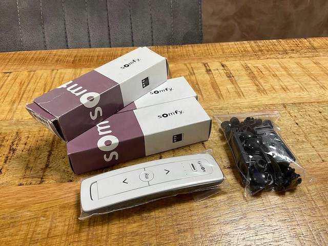 Somfy situo rts handzender (3x) - afbeelding 1 van  7