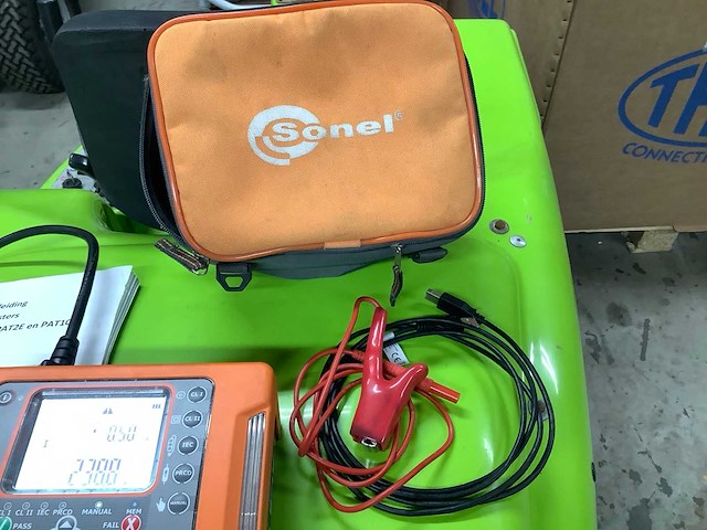 Sonel pat tester cat 11000 volt meettaster - afbeelding 3 van  6