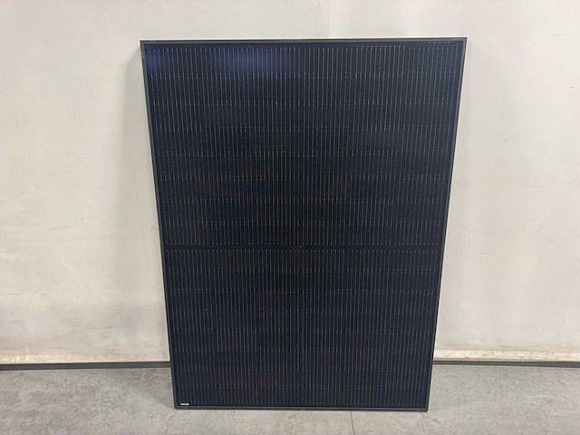Sonnenstromfabrik - set van 8 zonnepanelen (325 wp) met solax 2.5k omvormer - afbeelding 4 van  10