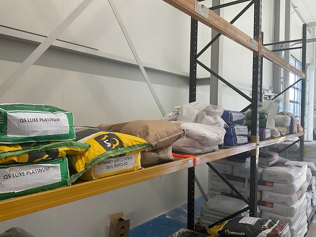 Sonneveld diverse bakkers producten, grondstoffen - afbeelding 5 van  26