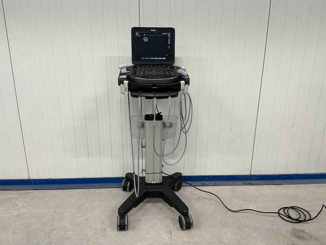Sonosite - 2021 - p21775-20-b - echo apparaat - afbeelding 1 van  8