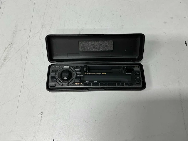 Sony - xr-c2300r - auto radio - afbeelding 4 van  8