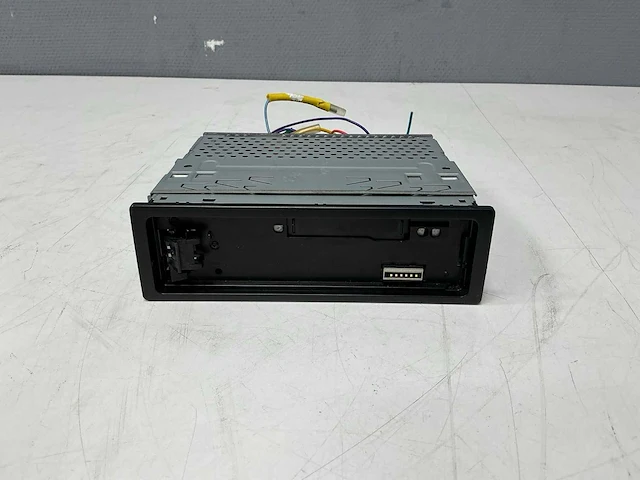 Sony - xr-c2300r - auto radio - afbeelding 6 van  8