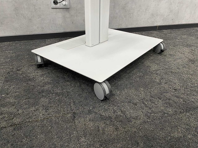 Sony bravia kd-55xf7004 - 55" 4k uhd smart tv met verrijdbaar statief - afbeelding 17 van  20