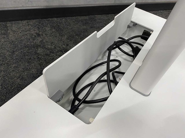 Sony bravia kd-55xf7004 - 55" 4k uhd smart tv met verrijdbaar statief - afbeelding 19 van  20