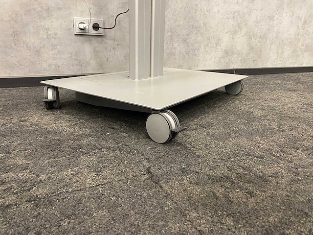 Sony bravia kd-55xf7004 - 55" 4k uhd smart tv met verrijdbaar statief - afbeelding 10 van  14