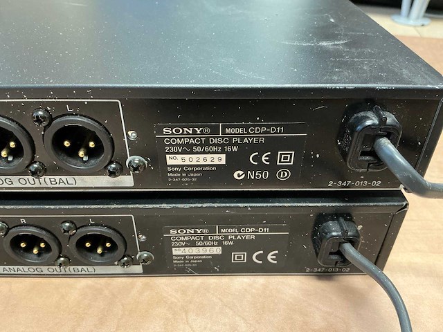Sony cdp-d11 cd player (2x) - afbeelding 5 van  5