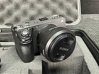 Sony fx30 fotocamera + g master lens + handle - afbeelding 8 van  15
