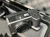 Sony fx30 fotocamera + g master lens + handle - afbeelding 15 van  15