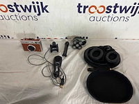 Sony koptelefoon & fujifilm instax & remington scheerapparaat & trust microfoon - afbeelding 1 van  1
