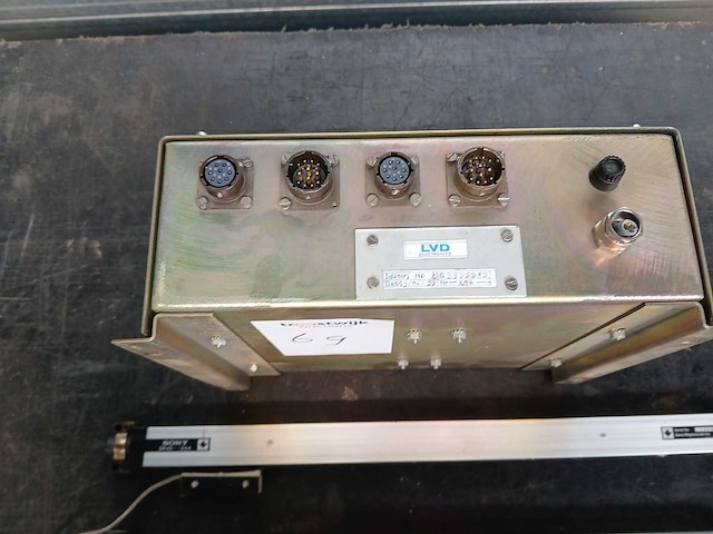 Sony lvd - sr50-35a - liniaal / potmeter (2x) - afbeelding 2 van  4