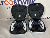 Sony playstation controller (2x)