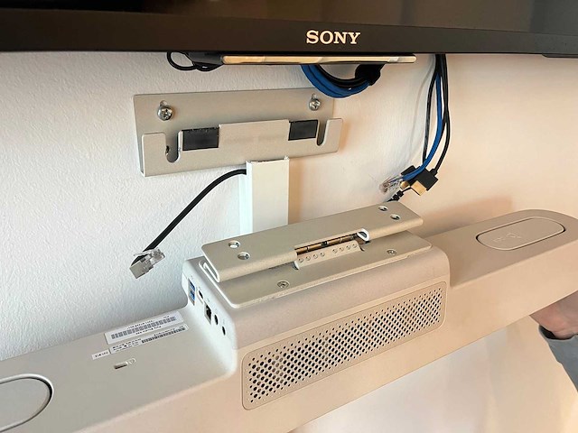 Sony/ poly - 75" videoconferentiesysteem met muurbeugel - afbeelding 11 van  35