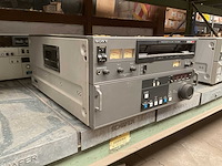 Sony pvw-2600p betacam ps editing player - afbeelding 1 van  4