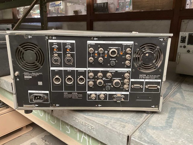 Sony pvw-2800p betacam ps editing recorder - afbeelding 4 van  4