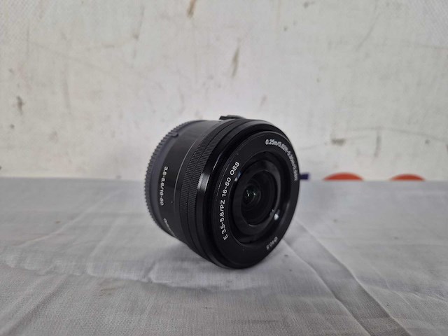 Sony selp1650 cameralens - afbeelding 1 van  2