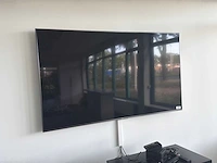 Sony televisie met accessoires - afbeelding 1 van  4