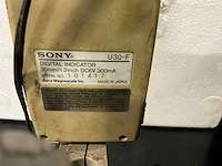 Sony u30f digitale meettaster met statief - afbeelding 4 van  4