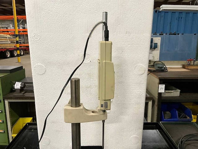 Sony u60bf digitale meettaster met statief - afbeelding 3 van  7