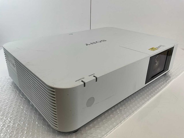 Sony (vpl-phz10) 5000 lumen wuxga projector (2221 lamp hours) - afbeelding 3 van  7