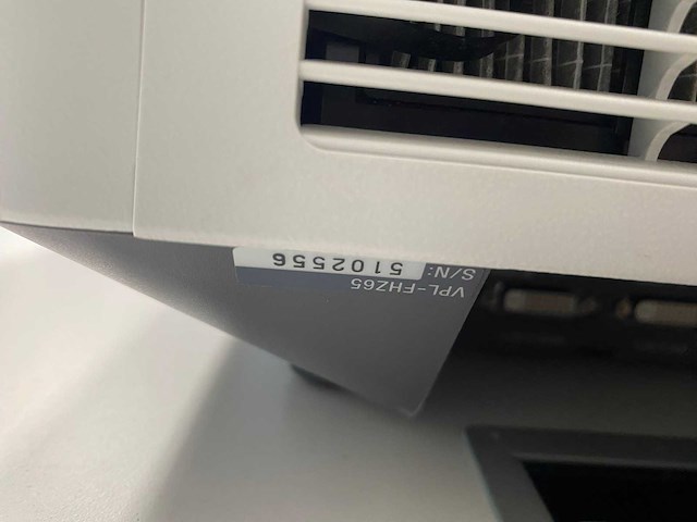 Sony wuxga vpl-fhz65 - xl lcd data projector - afbeelding 4 van  17