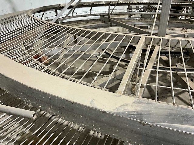 Sorteer carrousel - afbeelding 11 van  15