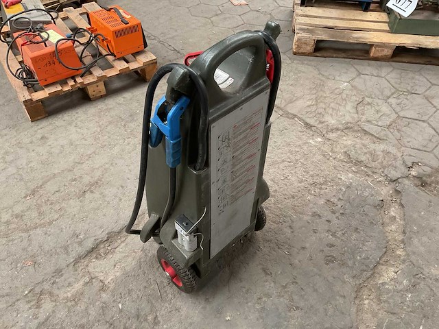 Sos booster mobile 12/24v startbox - afbeelding 6 van  6