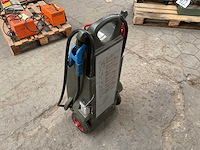 Sos booster mobile 12/24v startbox - afbeelding 6 van  6