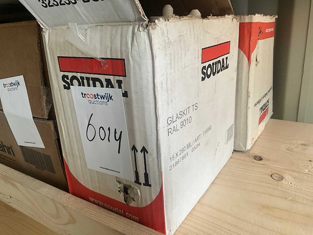 Soudal hmx - facade pro gevelvoegkit overschilderbaar sil 300ml - verf, pur, lijm en kit (30x) - afbeelding 8 van  8