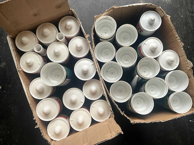 Soudal hmx - facade pro gevelvoegkit overschilderbaar sil 300ml - verf, pur, lijm en kit (30x) - afbeelding 4 van  8