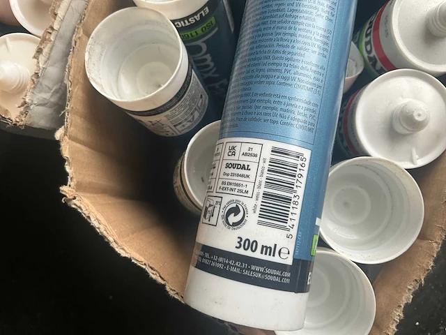 Soudal hmx - facade pro gevelvoegkit overschilderbaar sil 300ml - verf, pur, lijm en kit (30x) - afbeelding 7 van  8