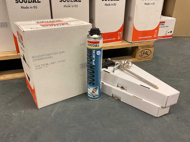Soudal soudafoam flex met twee pistolen - afbeelding 1 van  6