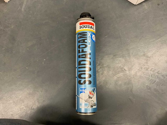 Soudal soudafoam flex met twee pistolen - afbeelding 2 van  6