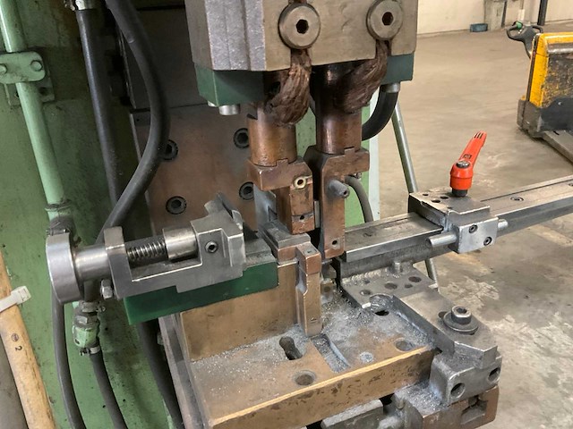 Soudeuse electrique e200 puntlasmachine - afbeelding 5 van  6