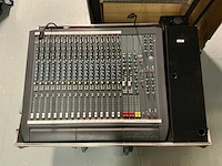Soundcraft delta theatre 16-4-2 analoge mengtafel - afbeelding 1 van  8