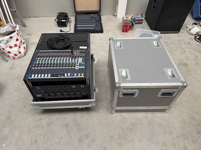 Soundcraft efx13 digitale mengtafel - afbeelding 2 van  5