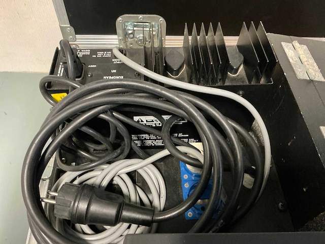 Soundcraft k1-16-4-2 analoge mengtafel - afbeelding 7 van  9