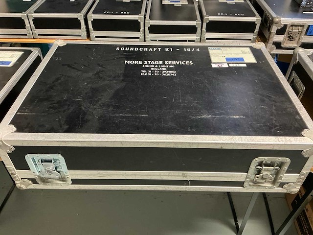 Soundcraft k1-16-4-2 analoge mengtafel - afbeelding 9 van  9