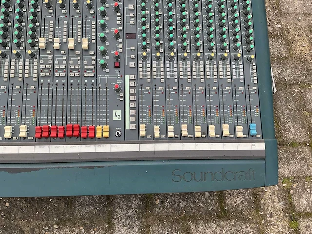 Soundcraft k3 analoge mengtafel - afbeelding 2 van  5